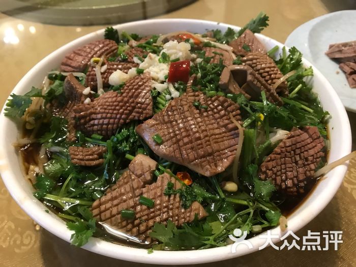 泡小境界五年级六班家长讲坛:爱国课_太阳成集团tyc7111cc(图1) 太阳成集团tyc7111cc