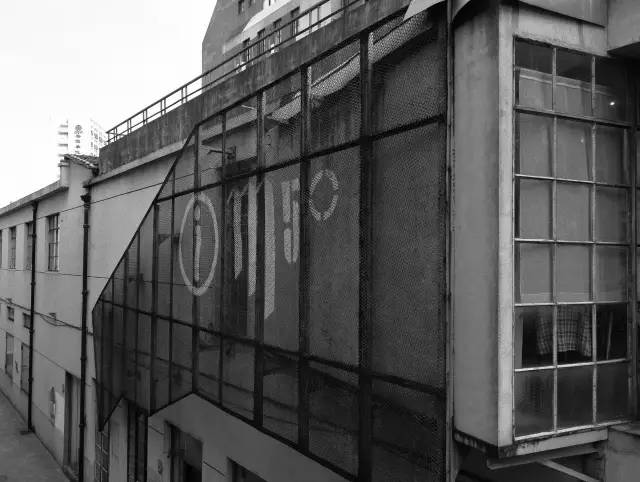 太阳成集团tyc7111cc_泡小境界五年级一班家长讲坛:“治霾,从我做起”(图2) 太阳成集团tyc7111cc