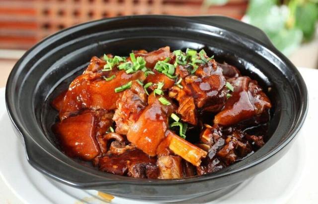 【太阳成集团tyc7111cc】宁波职教:构建服务型职业教育体系(图1) 太阳成集团tyc7111cc