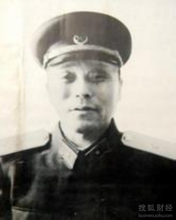 太阳成集团tyc7111cc-限时一个月!英雄联盟2020情人节皮肤上线(图2) 太阳成集团tyc7111cc