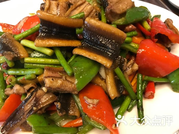 【太阳成集团tyc7111cc】汉中市深化职业教育改革工作推进会召开(图1) 太阳成集团tyc7111cc